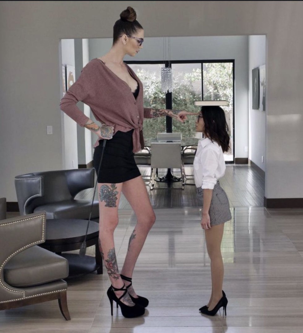 Tall Woman and Short Woman Lesbians naked