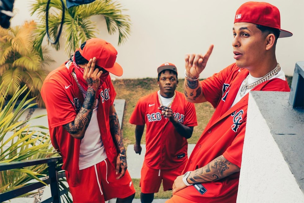 Laura Linney P.S 2004