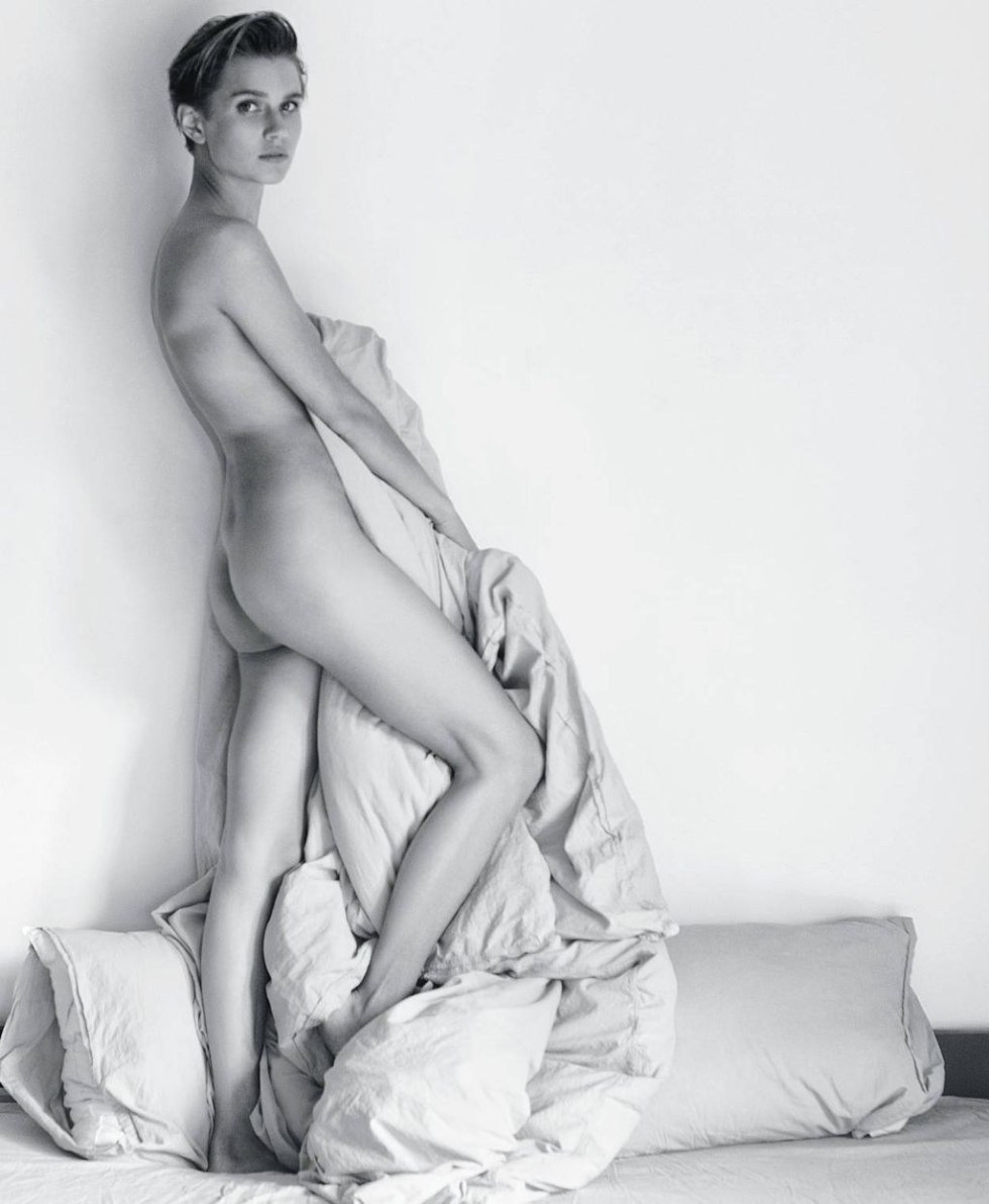 Isabelle Eidlan is hot