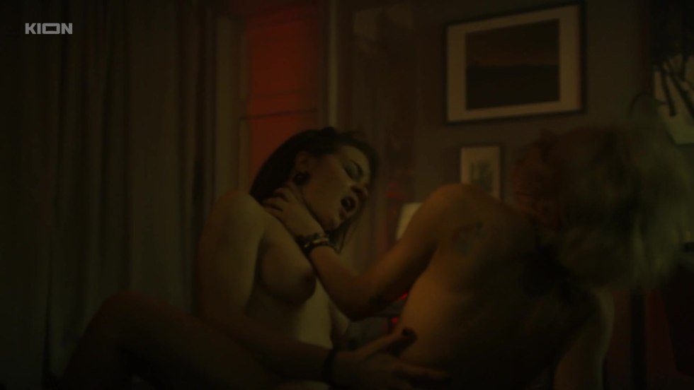 Actress Daria Ursulyak nude