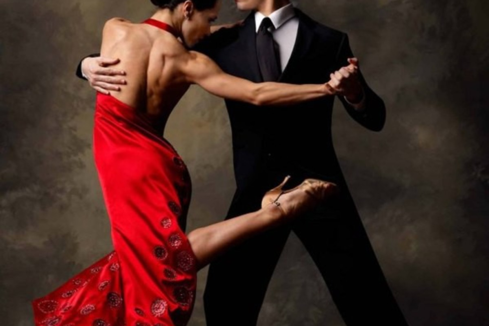 Big breasts in a mini skirt