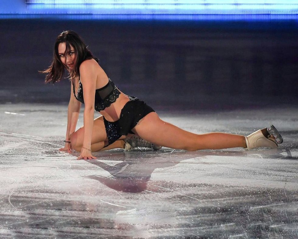 Skater Elizaveta Tuktamysheva Maxim