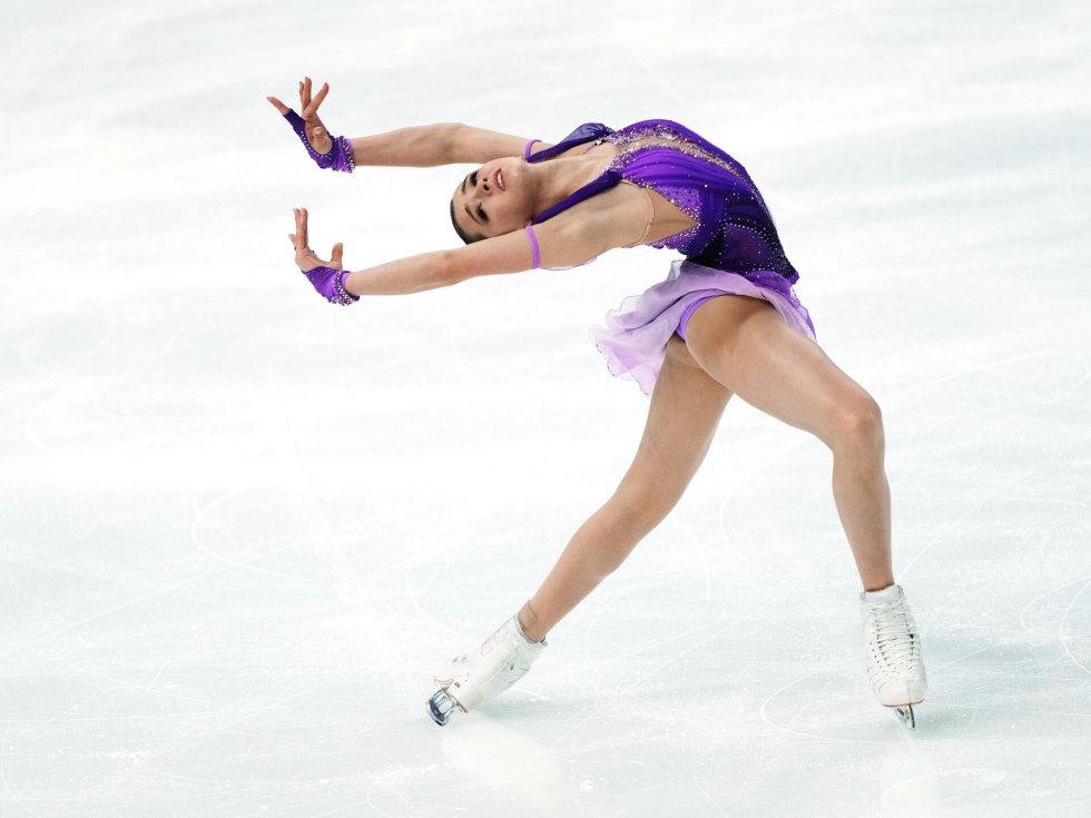 Kamila Valieva skater 2021
