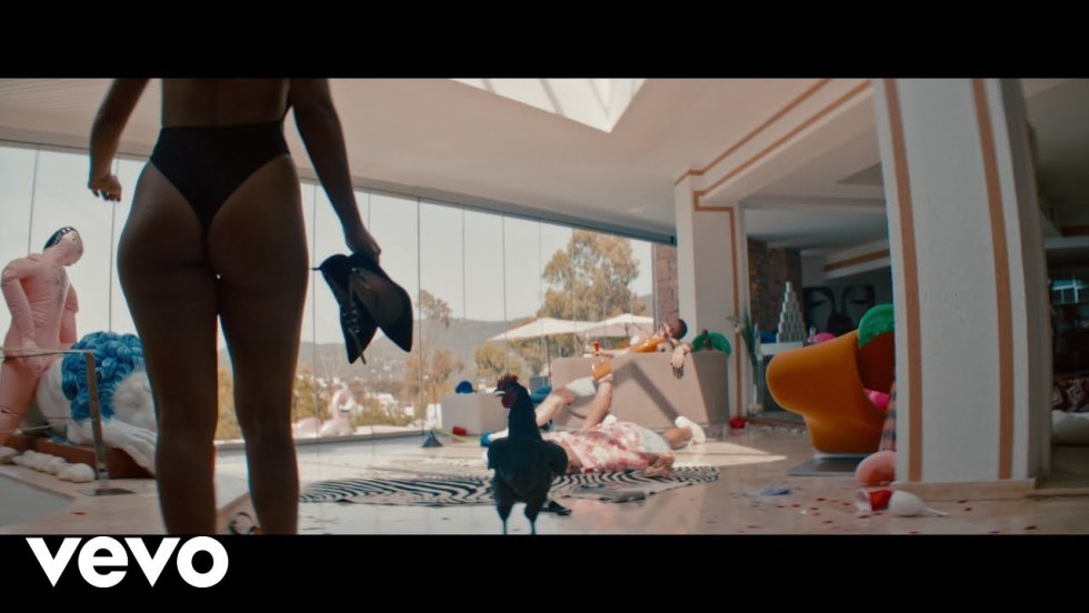 Manor Nelly song 3 in 1 clip