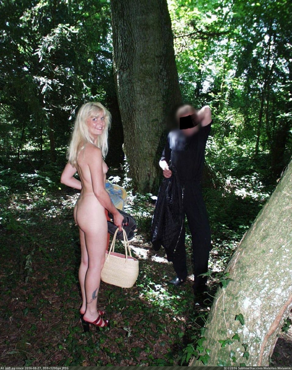 Real exhibitionism in the forest