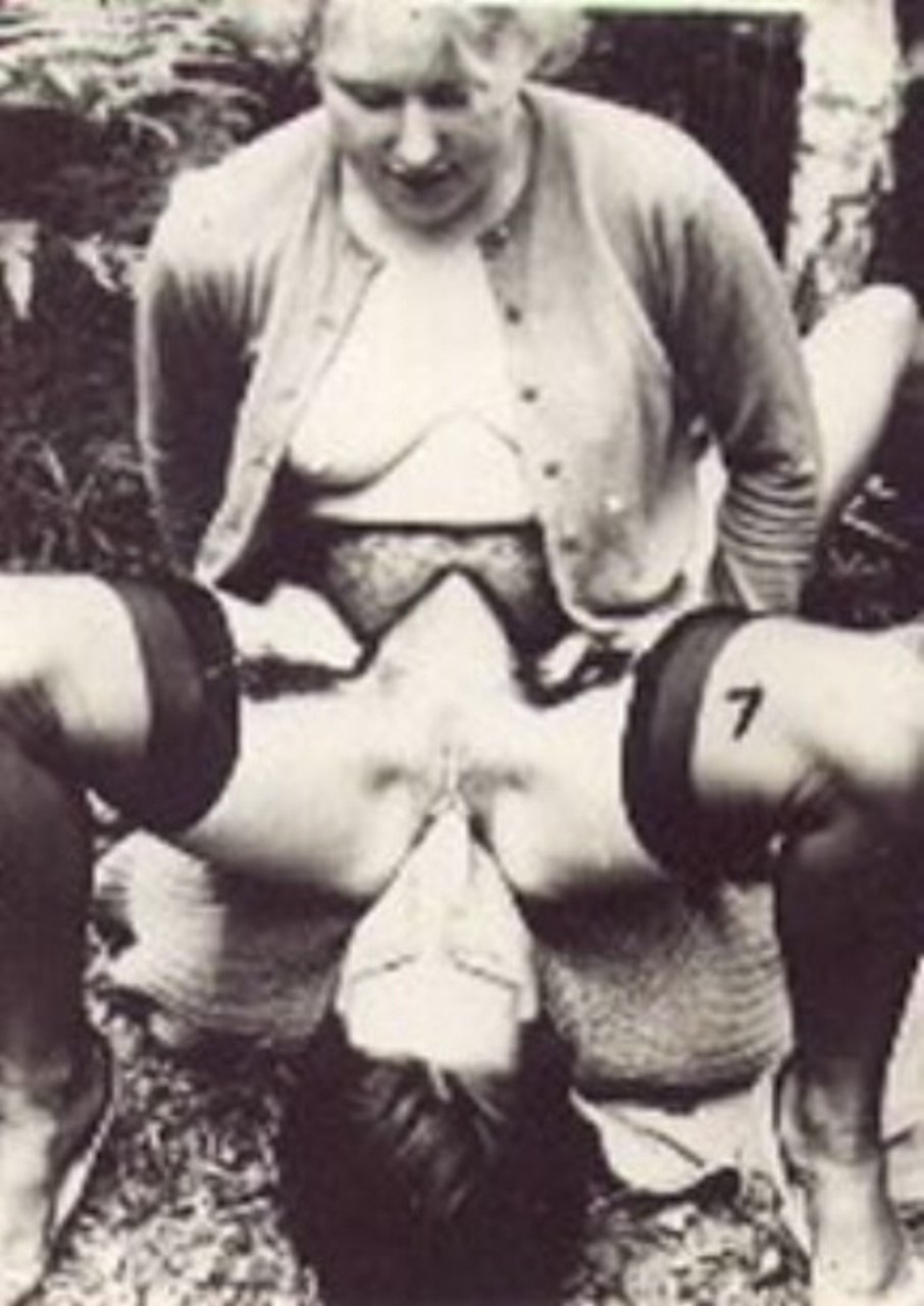 Strange and unusual porno-ray photo