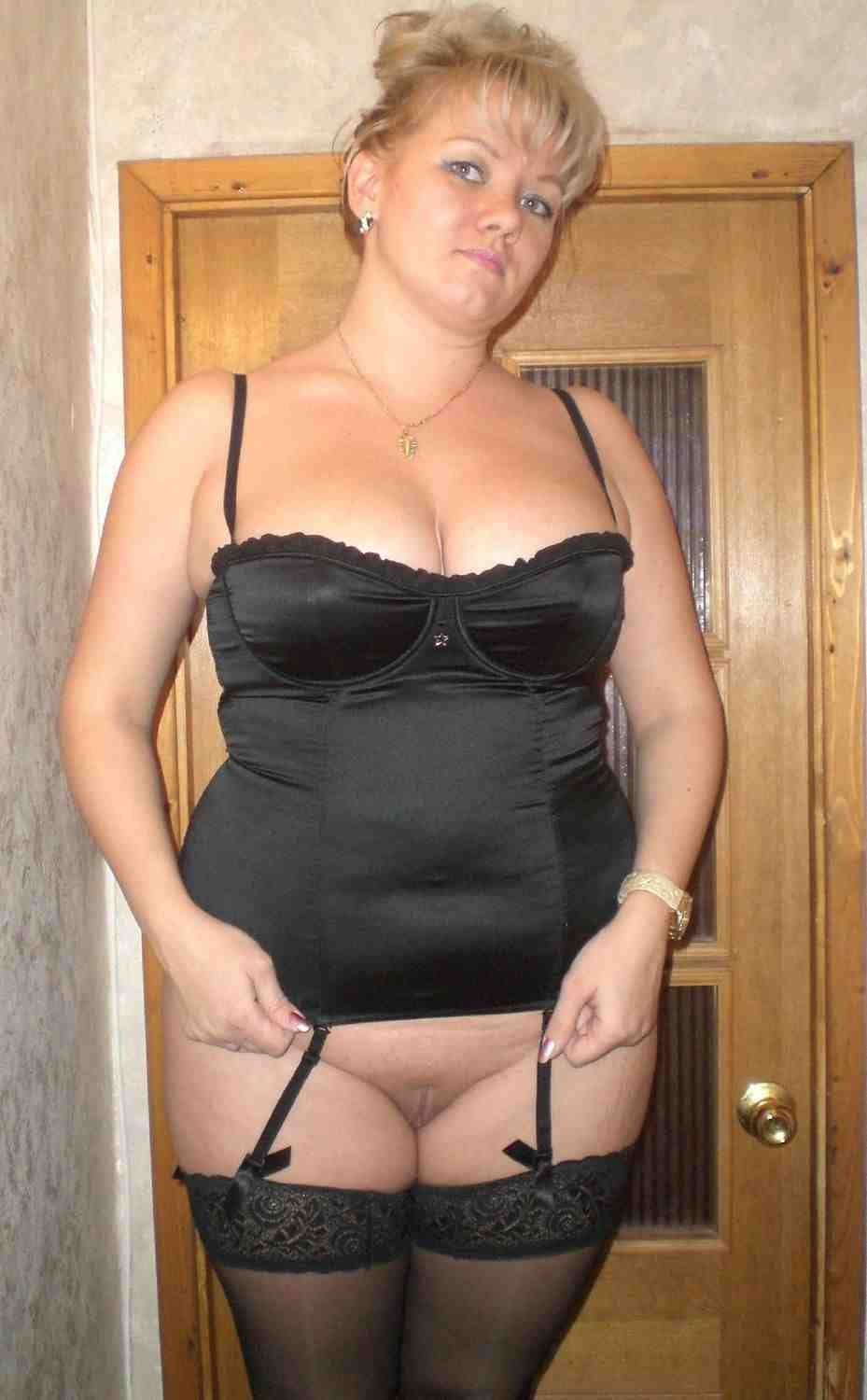 Thick women in underwear