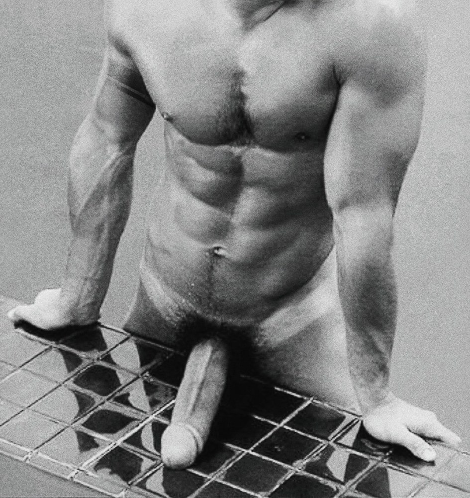 A guy with great dignity nude