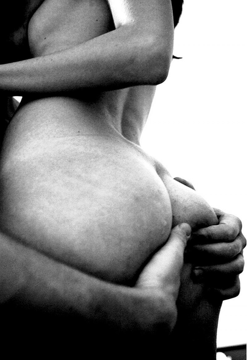 Biting ass intimate pictures