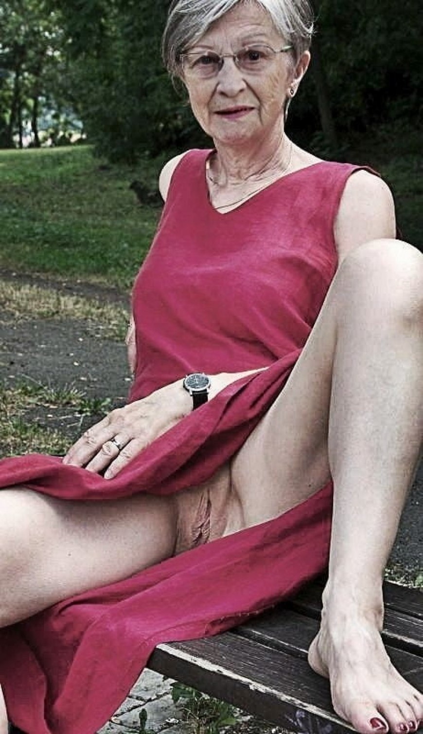 Old women without panties