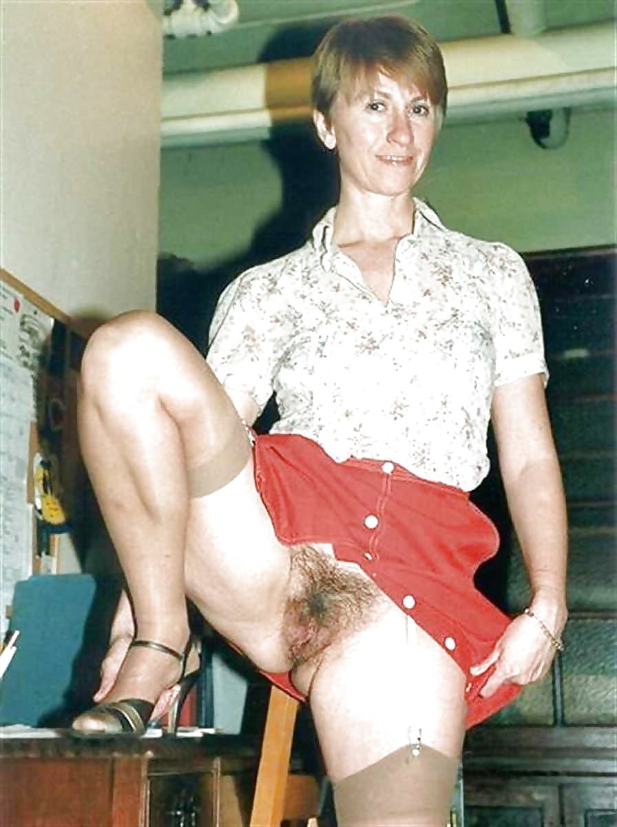 Mature hairy without panties