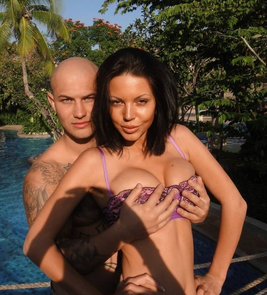 Oksana Samoilova in the sauna