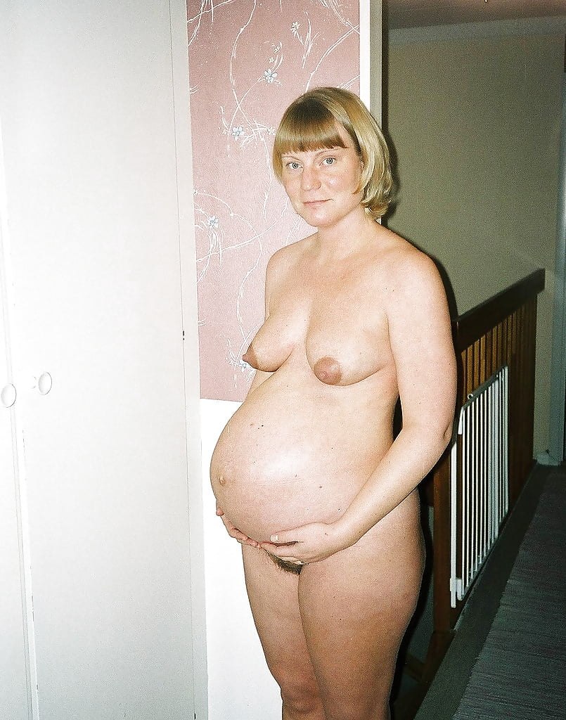Naked pregnant women