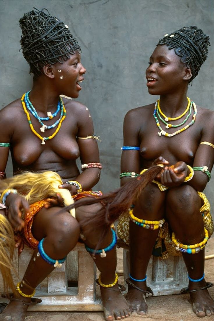 Naked African women