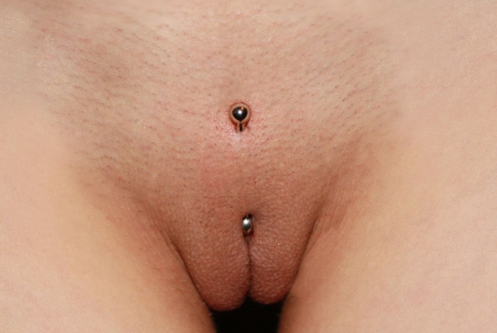 Women's intimate piercing