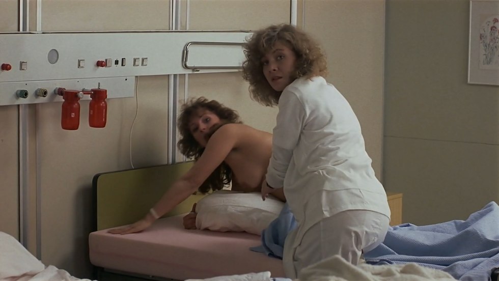 Bonnie Bedelia Strong nut Ero