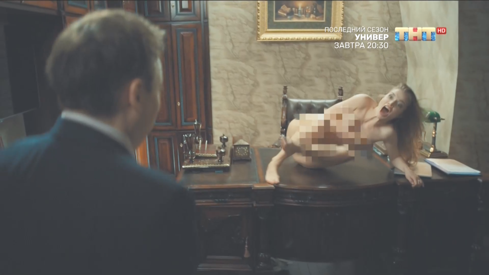 Alina Lanina bed stage