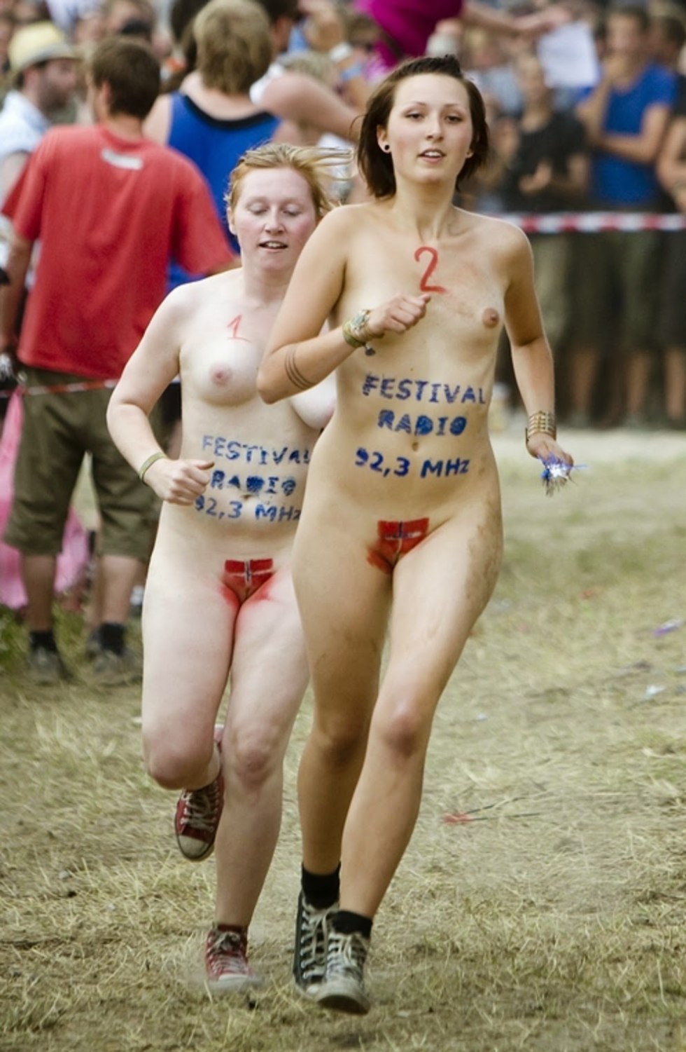 Naked race at the radio festival