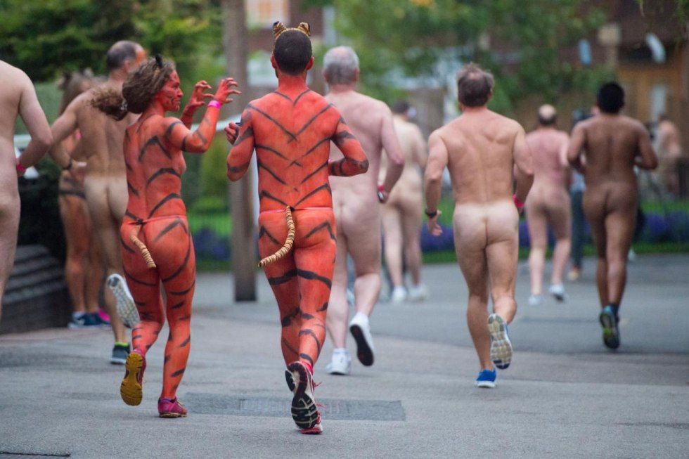 Mass race of naked men