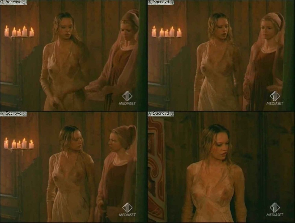 Naked actress Anna Tsukanova