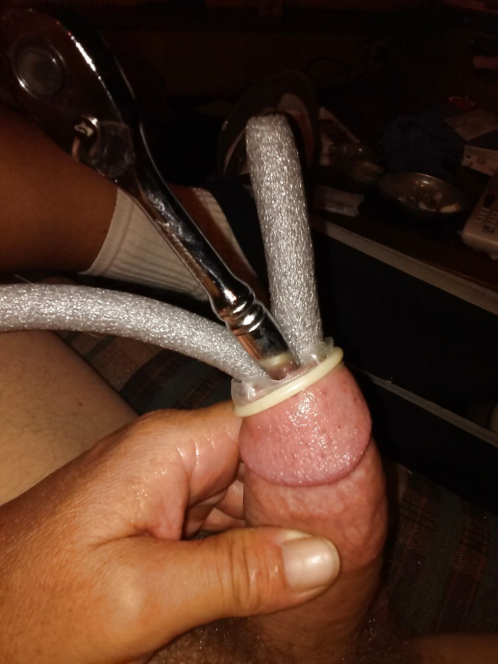 Penis Peehole Finger Cum