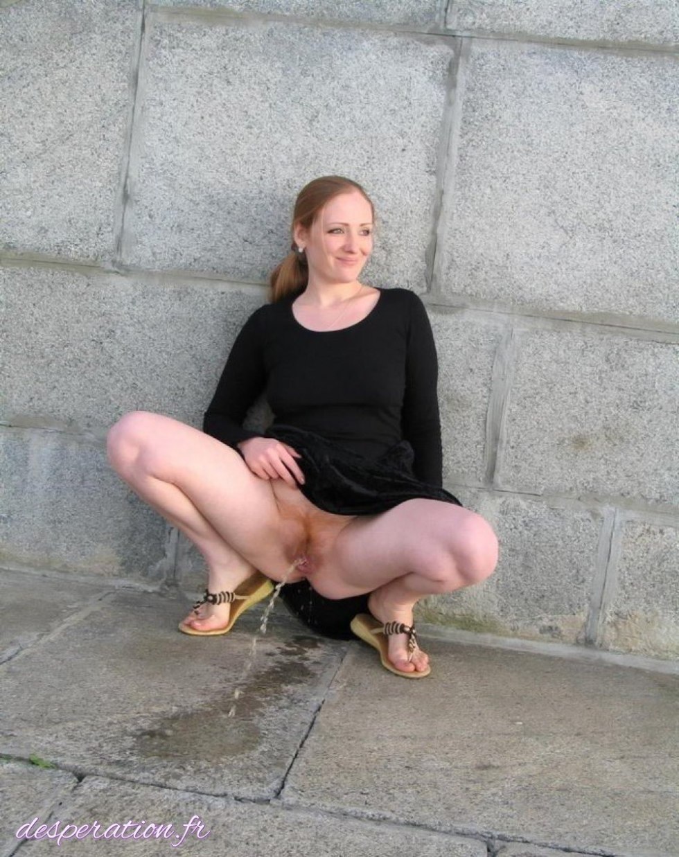 Girls squeezed without panties