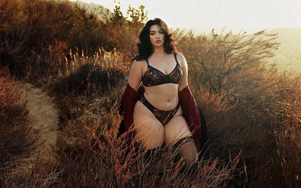 KELLEE MORAN PLUS SIZE