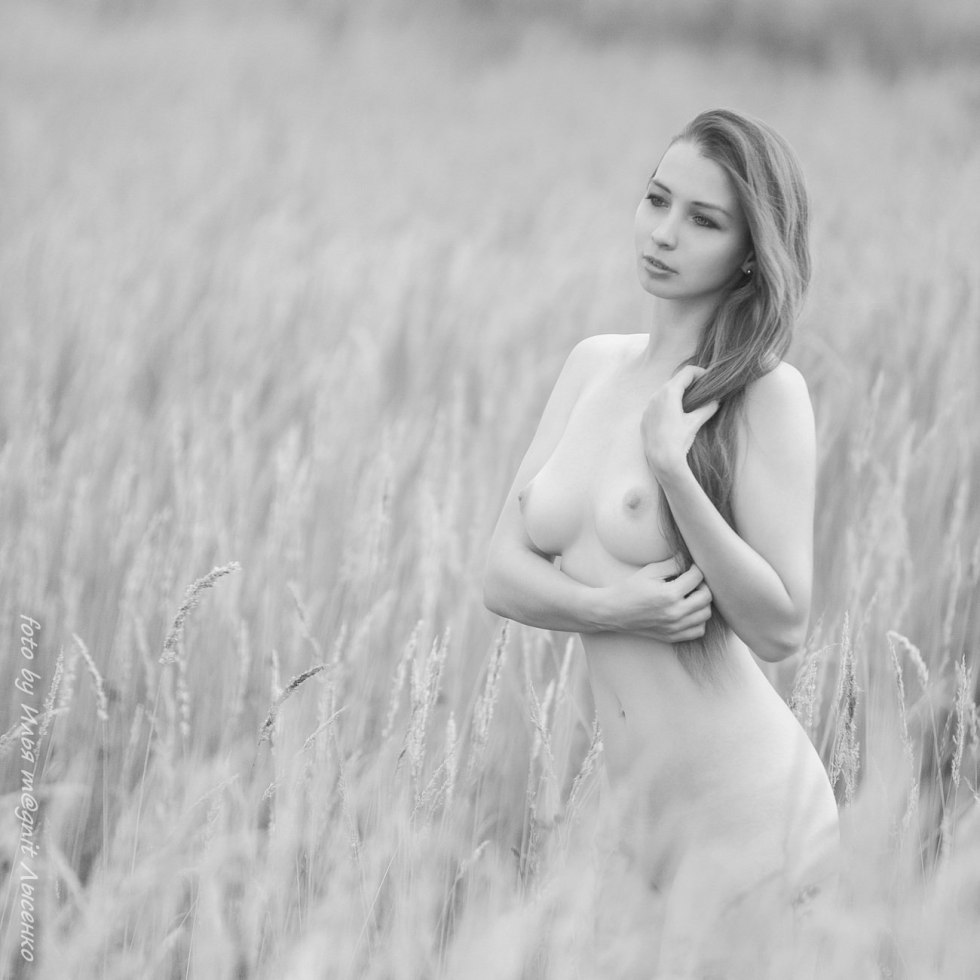 Naked Belarusian women