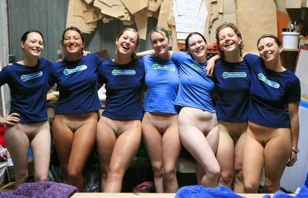 Many girls without panties