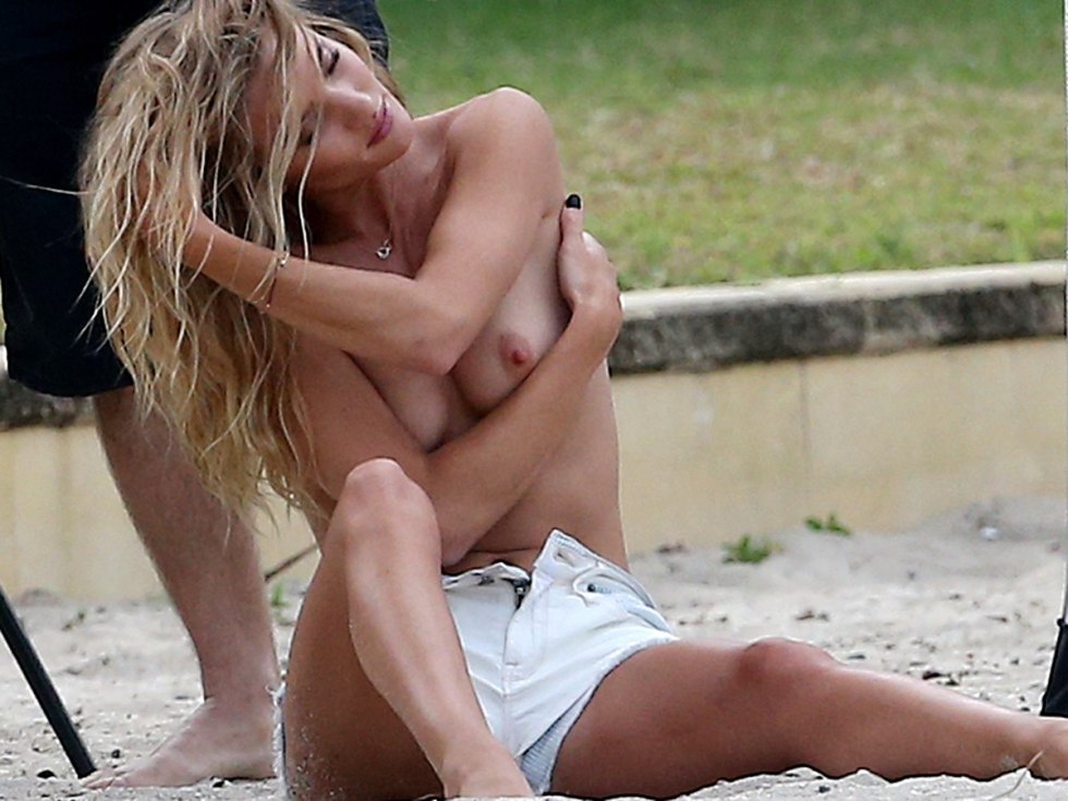 Rosie Huntington-Whiteley XXX