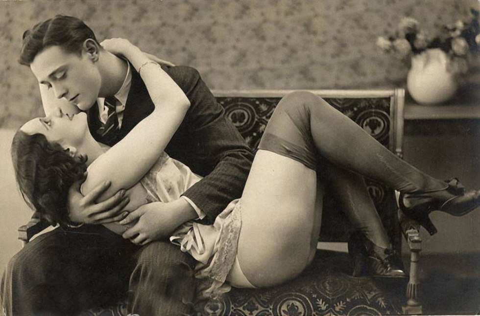 Erotic pictures of the 20-30s