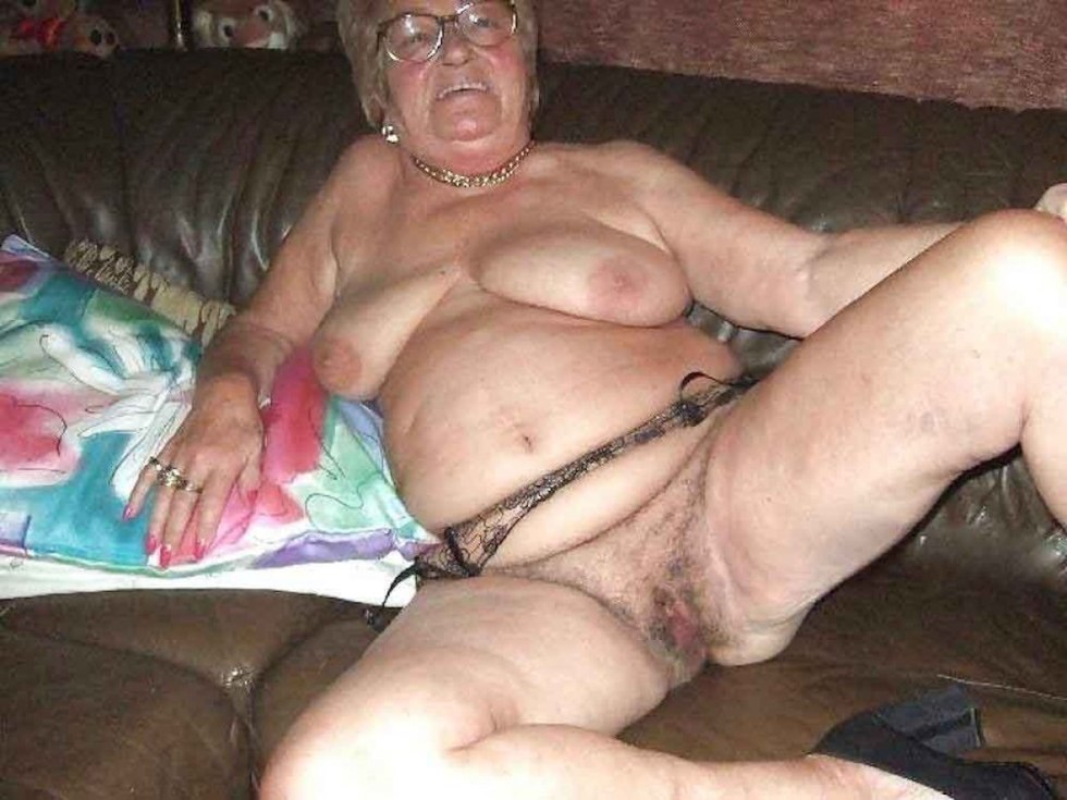 Very old naked grandmas
