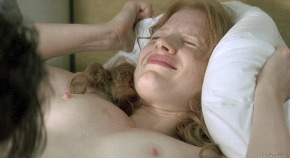 Actress Jessica Chaustain Nude