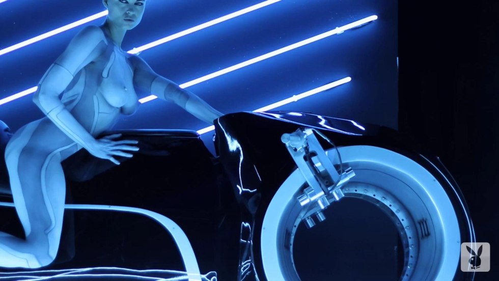 Ero cosplay throne Heritage