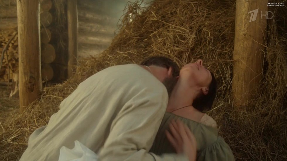 Polina Chernyshova bed scene