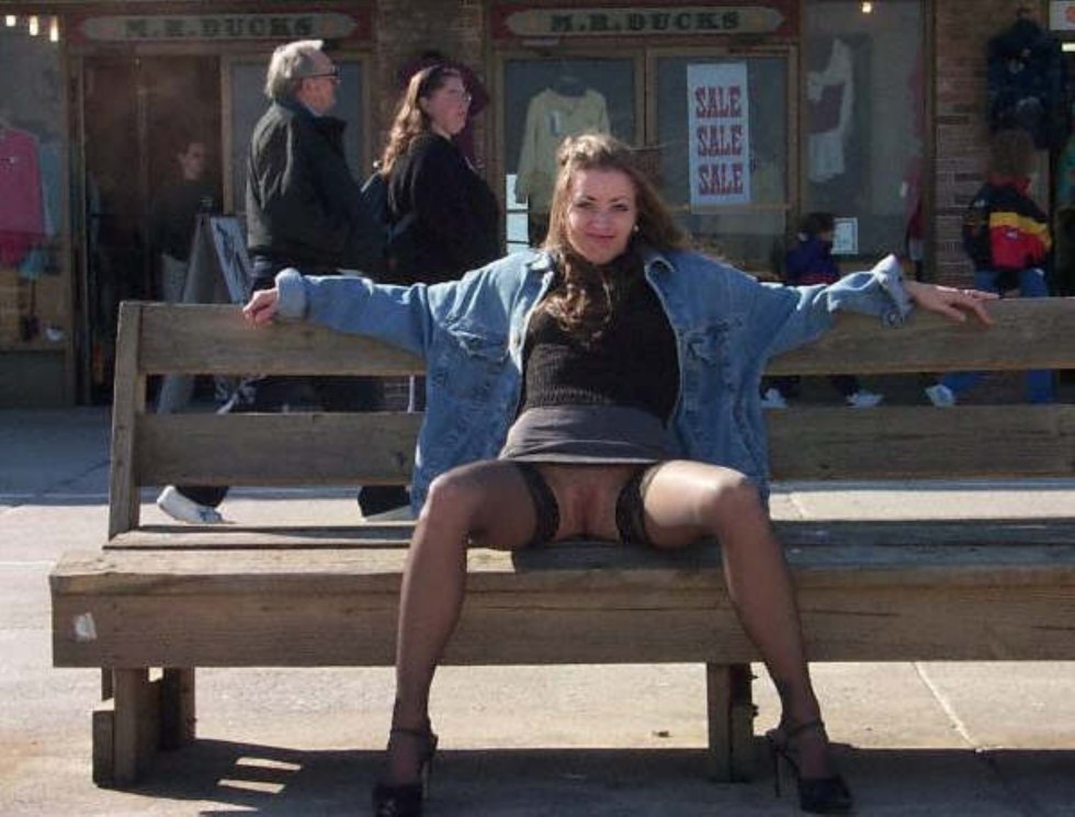 Wife on a bench without panties
