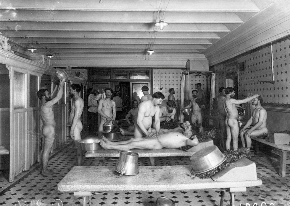 Naked women in Soviet baths