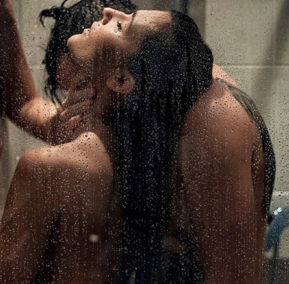 Passion in the shower