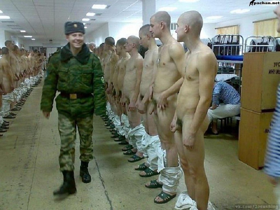 Naked Russian soldiers