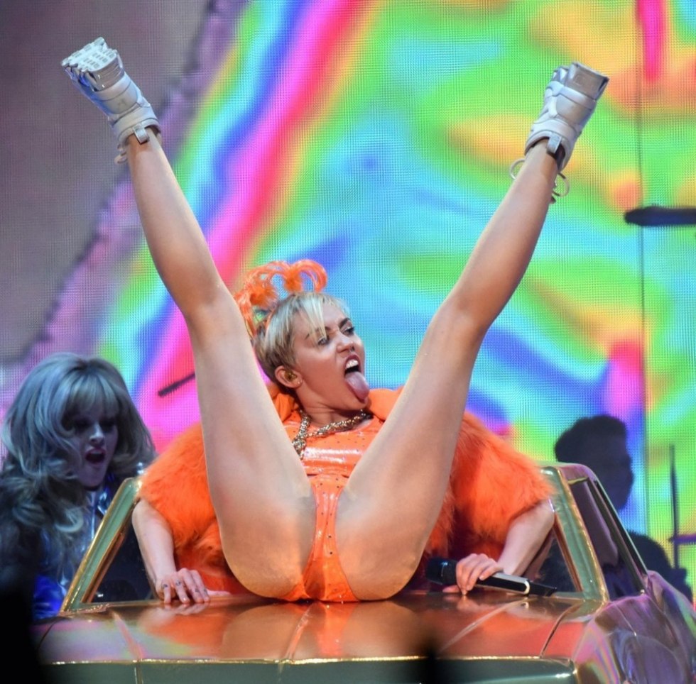Miley Cyrus show on stage
