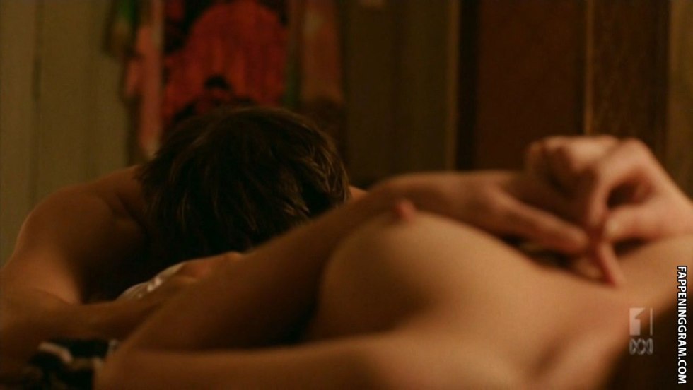 Jessica Maknami Toples