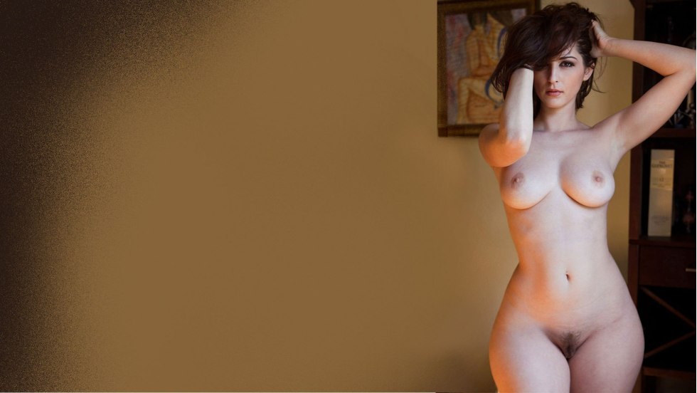 Naked girls.carlotta.Champagne