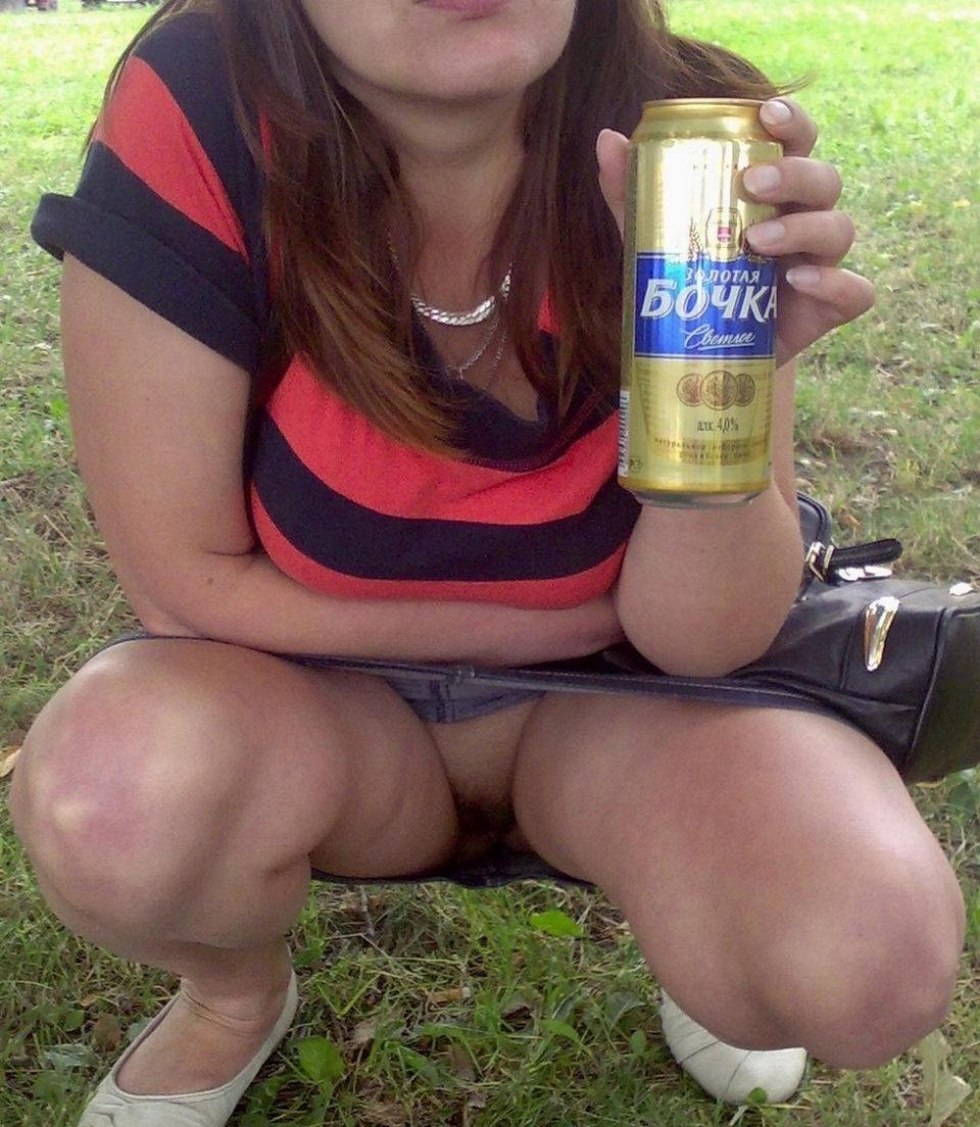 Drunk girls without panties