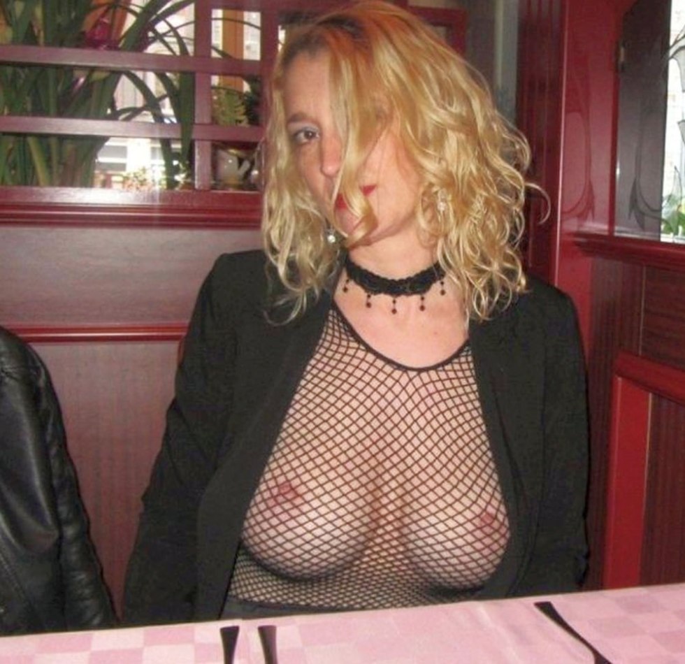 Girls expose breasts in restaurants