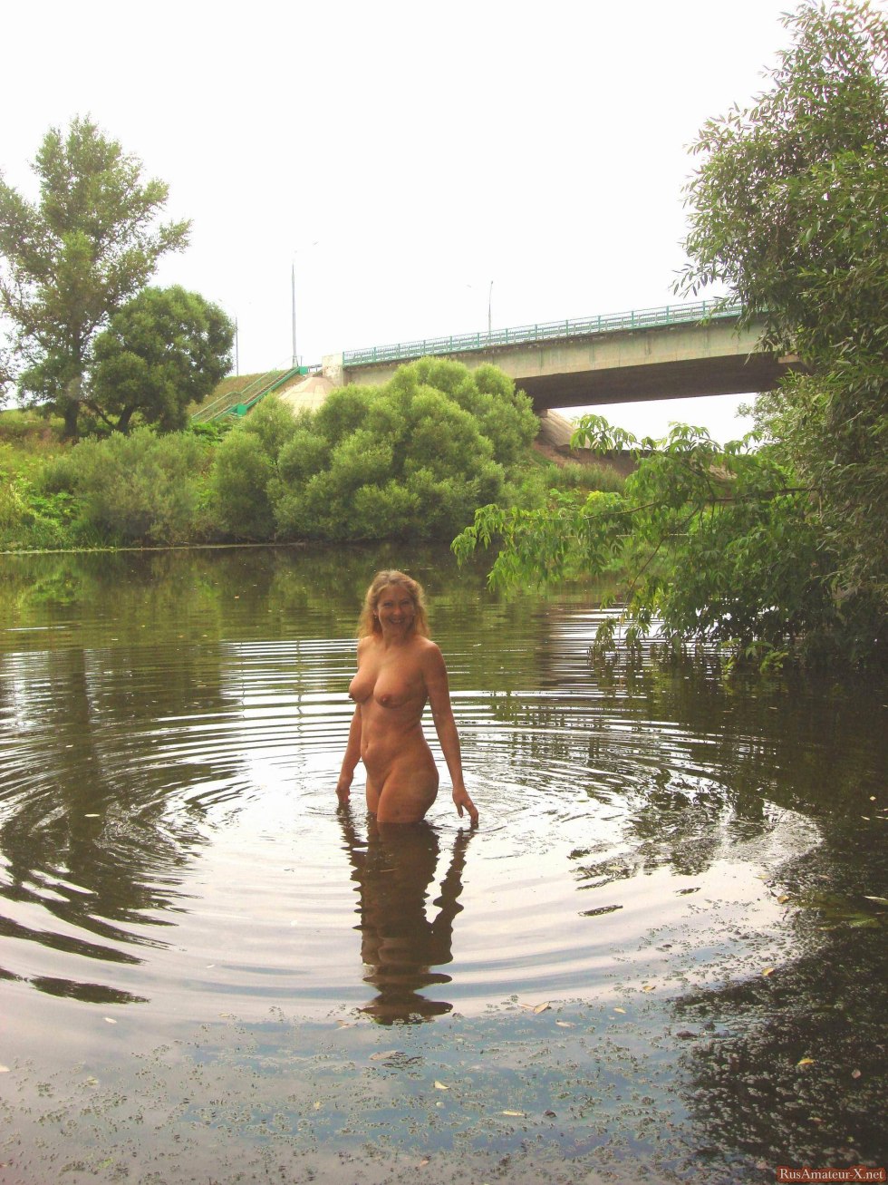 Naked Russian women on the river
