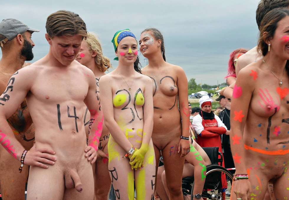 Nudist run in naked