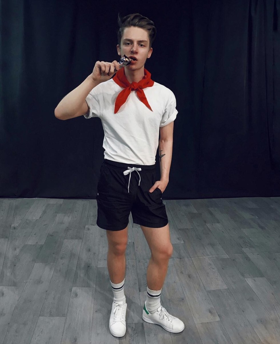 Dima Ermuzevich Naked