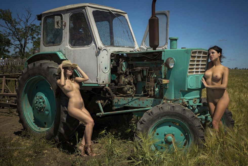 Erotic girls and tractor
