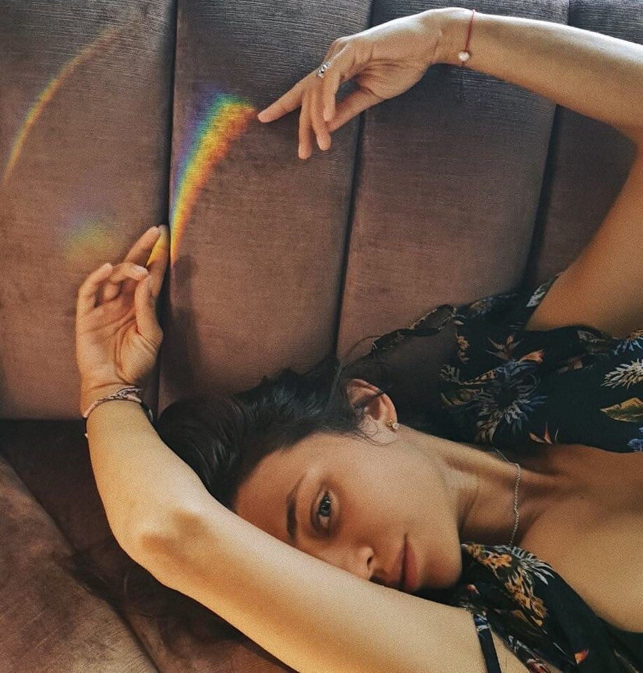 Alina Astrovskaya Tits