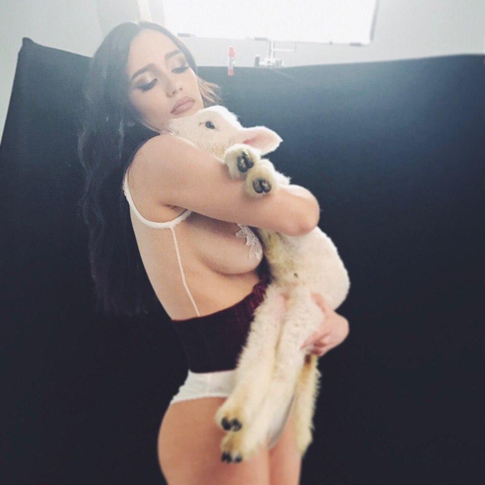 Molly Olga Seryabkina 18